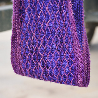 Closeup-of-cowl-bottom_small2