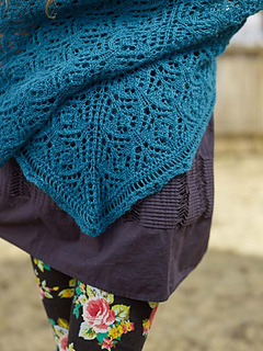 Beck_shawl__1__small2