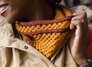 Beatrix_cowl_3_small2
