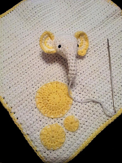 Crochet_elephant_blanket__14__small2