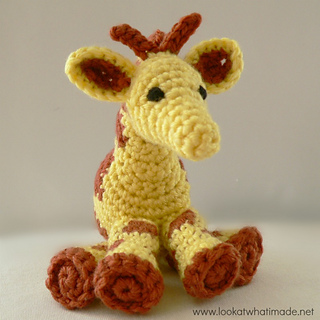 Little_zoo_giraffe_2_small2