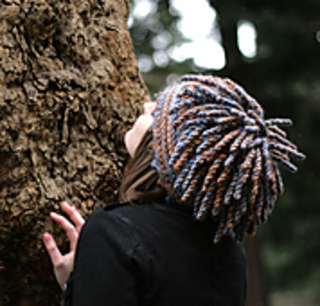 Hat7b_up_at_tree180_small2