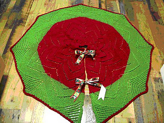 Xmastreeskirt_small2