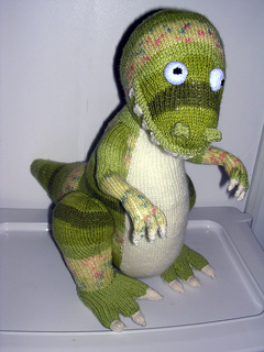 Tyrone_o_saurus_top_small2