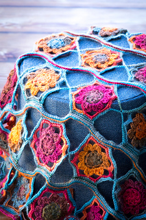 Sunrise_shawl_by_em_s_corner-2_small2