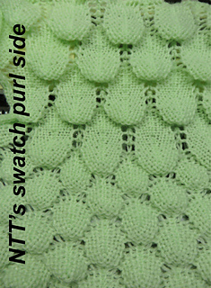 Dragon_scale_stitch_swatch-purl_side_1_small2