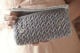 Anderson_clutch_detail_2_small2