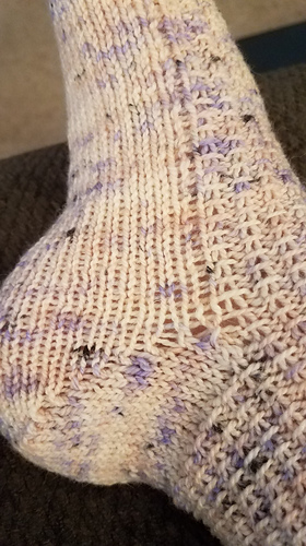 Finished my first pair of knitted socks and I'm now obsessed! : r/knitting