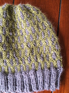 Maggiehat2_small2