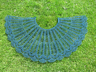 Elsie_s_shawl_2a_small2