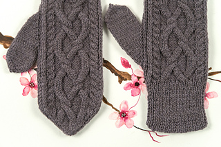 April_mittens-5_small2