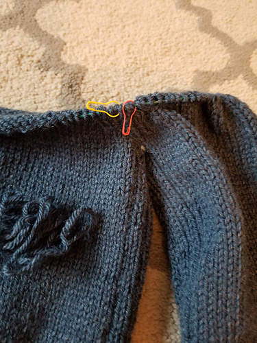I finally finished my first sweater ever! : r/knitting