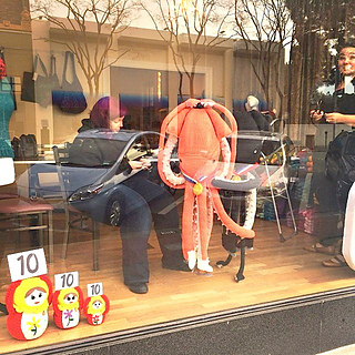 Knit_window_display_installation_small2