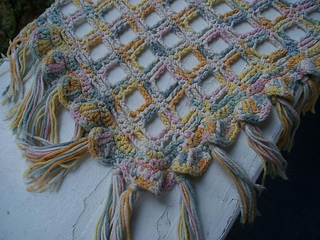 _pastel_morning__shawl_-_closeup_small2
