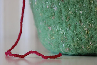 Feltedbowlgreen2web_small2