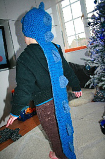 Blue_dragon_6_ravelry_small2