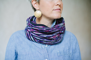 Lynn-2504_small2