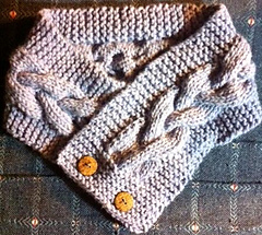 Cabled_cowl_small
