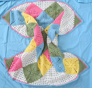Classic_granny_with_a_twist_blanket_free_crochet_pattern_by_underground_crafter_3_small2