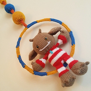 Wild_thing_on_a_swing_small2