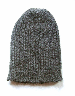 Laire_toque_flat_small2