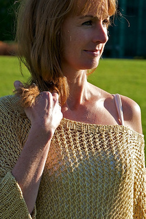 Hbd-sweater-glow_6_small2