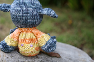 Pj_monster_back_small2