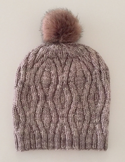 Gorro_bege_fundo_branco_small2