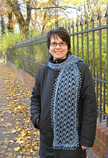 Bloomsbury-scarf2_small2