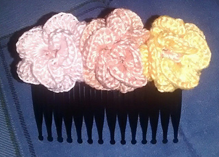 Haircomb3flowers1_small2