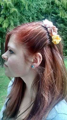 Haircomb_red_medium