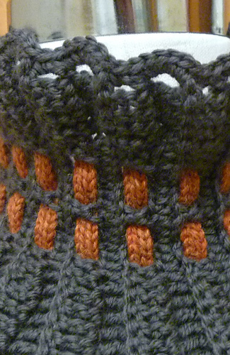 Cowl_close_up_medium