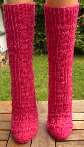 Claudia_pink2_medium