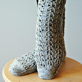 Evergrey_socks5_small2