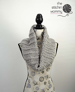 Chunky_ribbed_cowl_2_small2