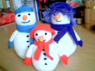 Snow_family1_small2