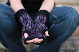 Twilightmitts2_small2