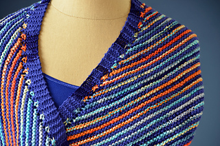 Serrato_scarf_stripe_detail_hi-res_small2
