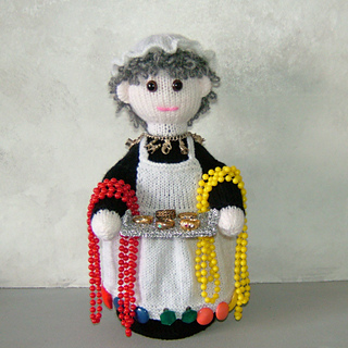 Etsy_with_jewellery_small2