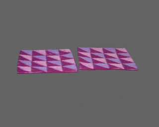 Triangles_4_grey_small2