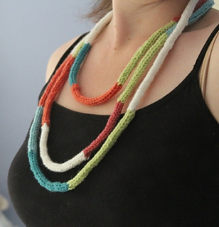 Necklace_1_small2
