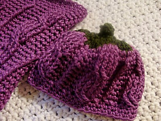 Eggplant_hat_small2