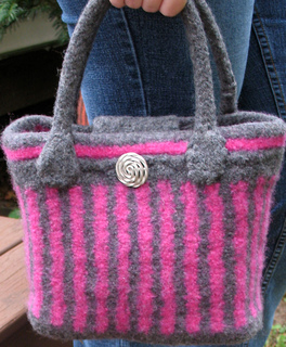 Pink_and_grey_penelope_small2