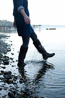 Cozy-boot-cuffs4_small2