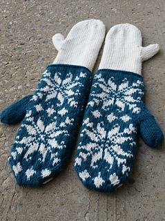 Snowflake_inside_small2