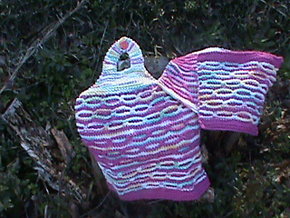 Knitting__1202013_002_small2
