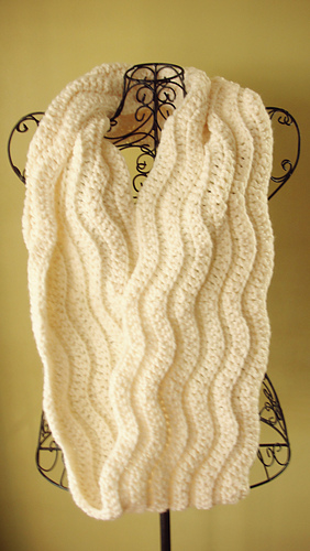 Cream_cowl_3_medium