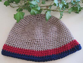 Crochet_hat_tan_red_blue_flat_small2