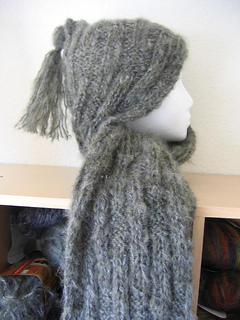 Hooded_symphony_scarf_small2