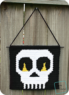 Skull_wall_hanging_724x1000_small2